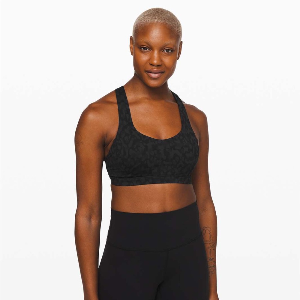 Lululemon Free to Be Serene Sports Bra